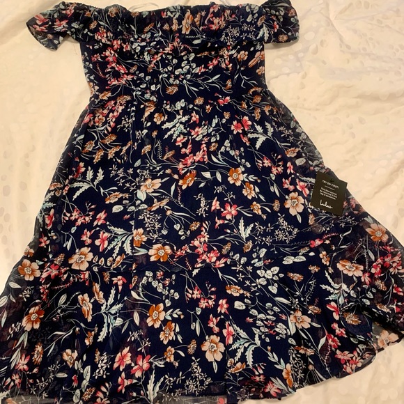 Lulus Navy Blue floral dress NWTs small - Picture 5 of 6